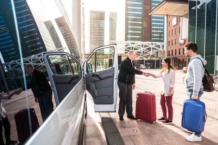 chauffeur aeroport lyon